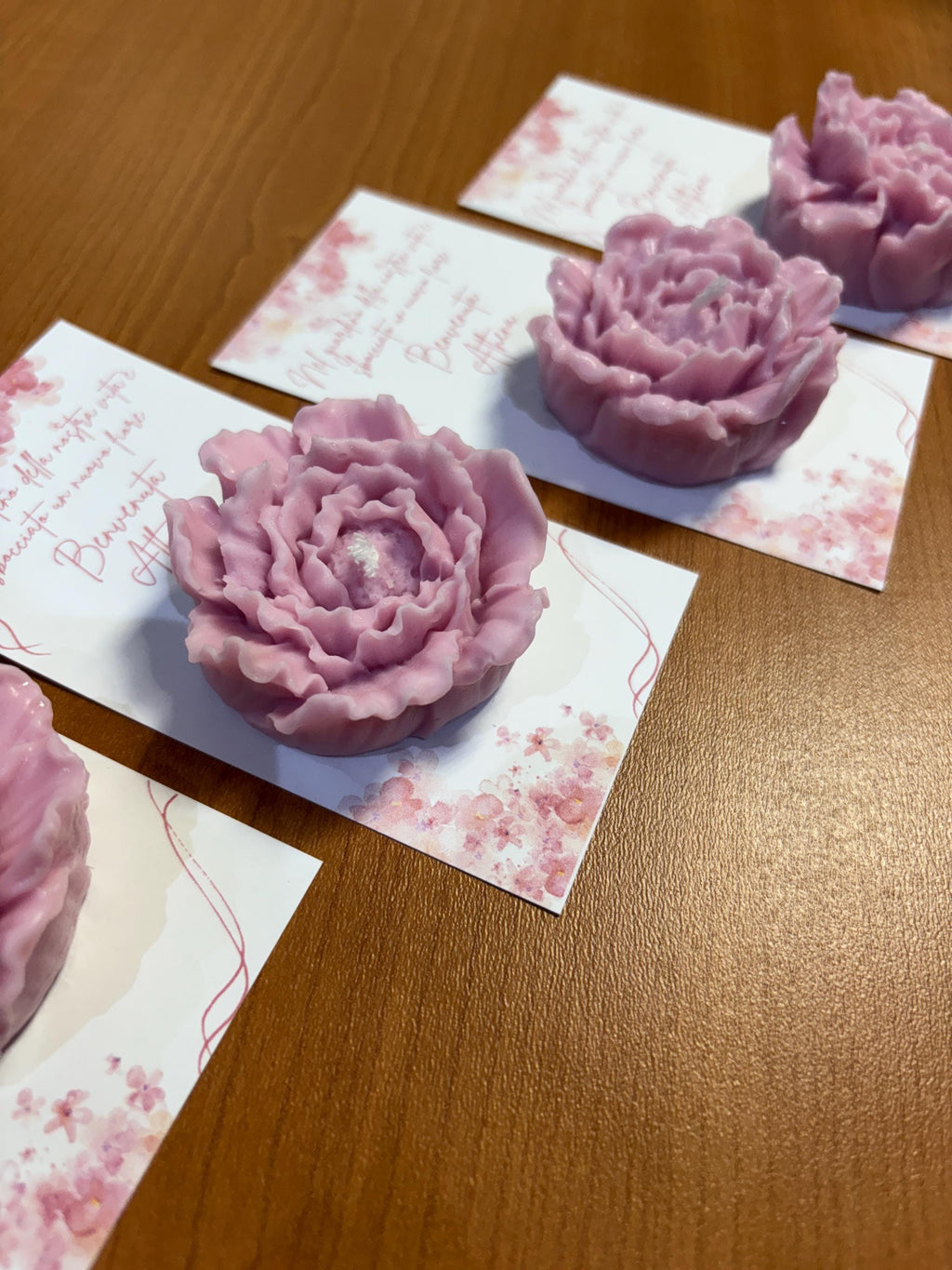 Segnaposto Candela Profumata Personalizzabile - Bomboniera Prima Comunione, Matrimonio, Battesimo - Cera di Soia Margherita Rosa Cuore