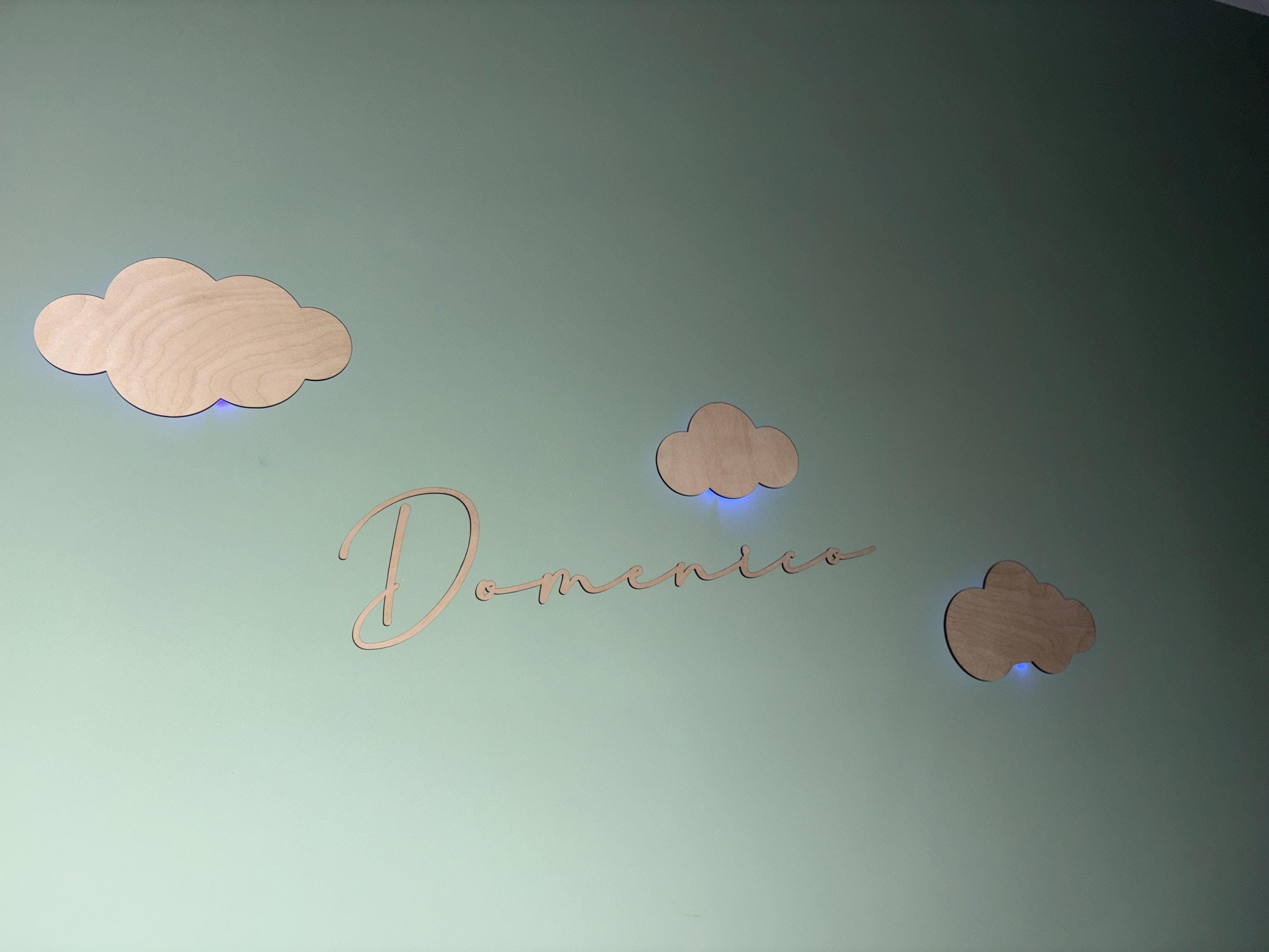 Lampada Nome Personalizzato in Legno con LED - Luce Notturna Nuvole per Cameretta - Decorazione Parete Artigianale - Regalo Nascita Unico