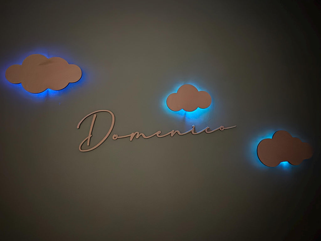 Lampada Nome Personalizzato in Legno con LED - Luce Notturna Nuvole per Cameretta - Decorazione Parete Artigianale - Regalo Nascita Unico